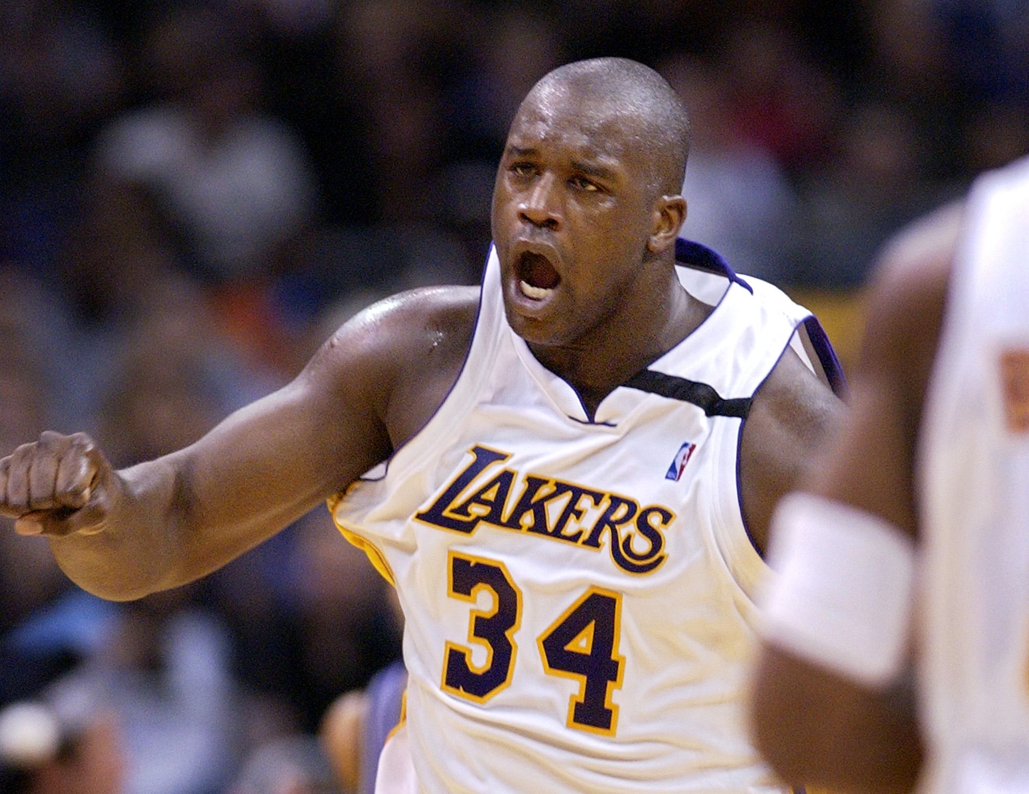 外线对持球 外线对持球