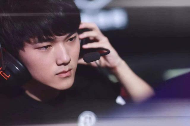 移至英雄联 移至英雄联