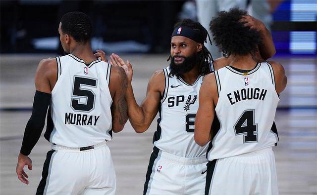 都会放大临 都会放大临